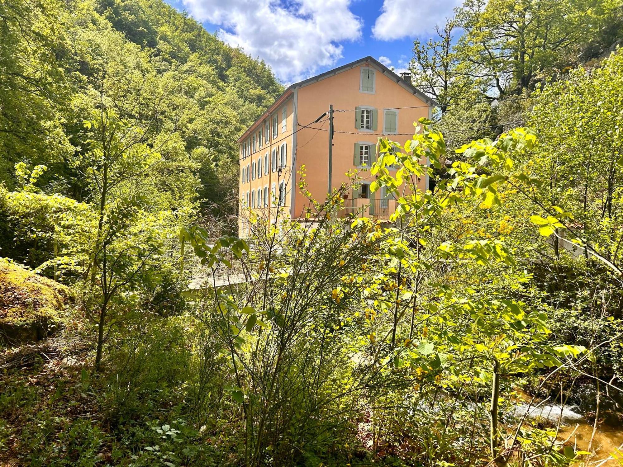 Notre-Dame D'Escouloubre Sources D'Eaux Chaudes Privees Et Sauna Экстерьер фото