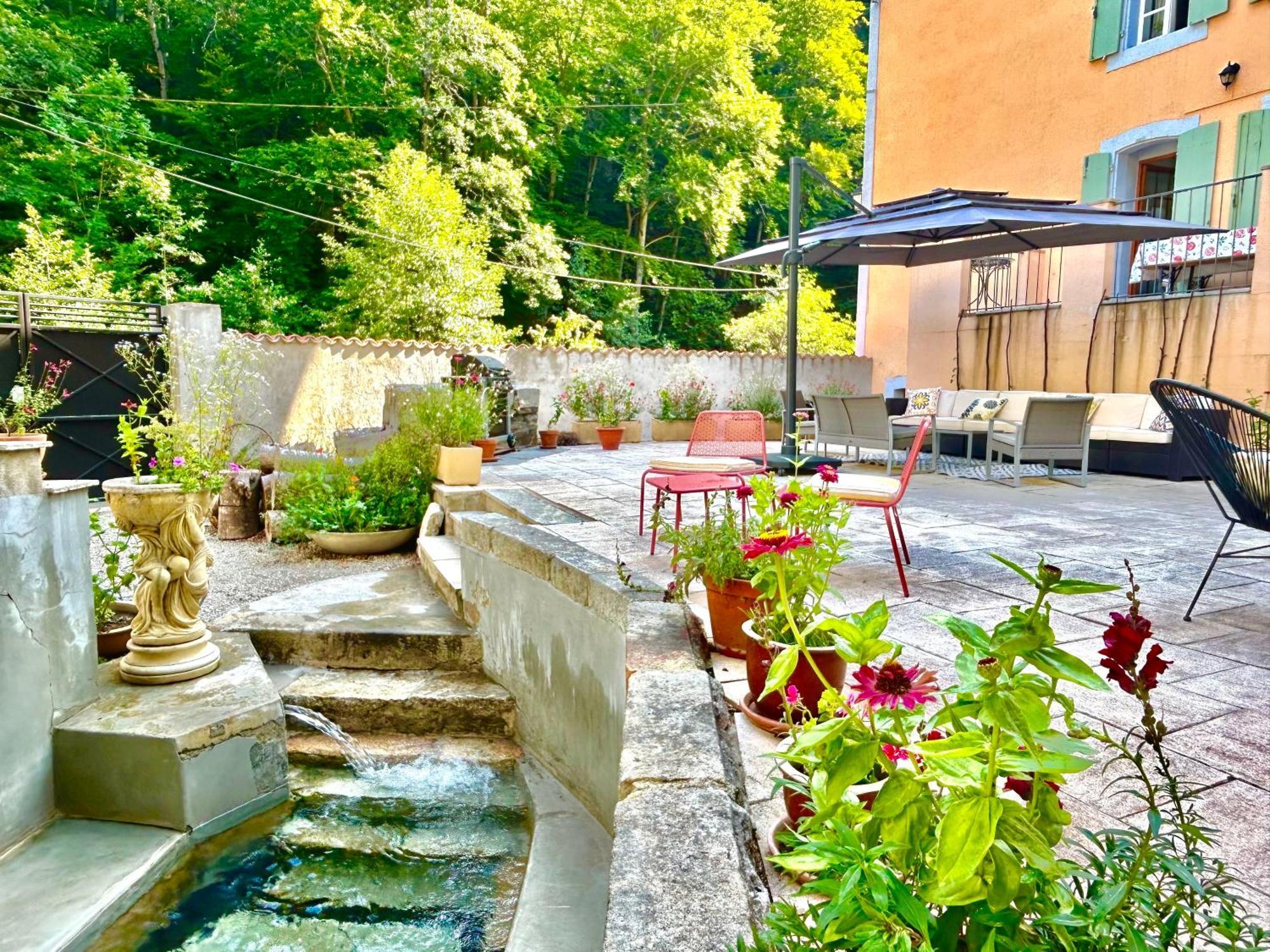 Notre-Dame D'Escouloubre Sources D'Eaux Chaudes Privees Et Sauna Экстерьер фото